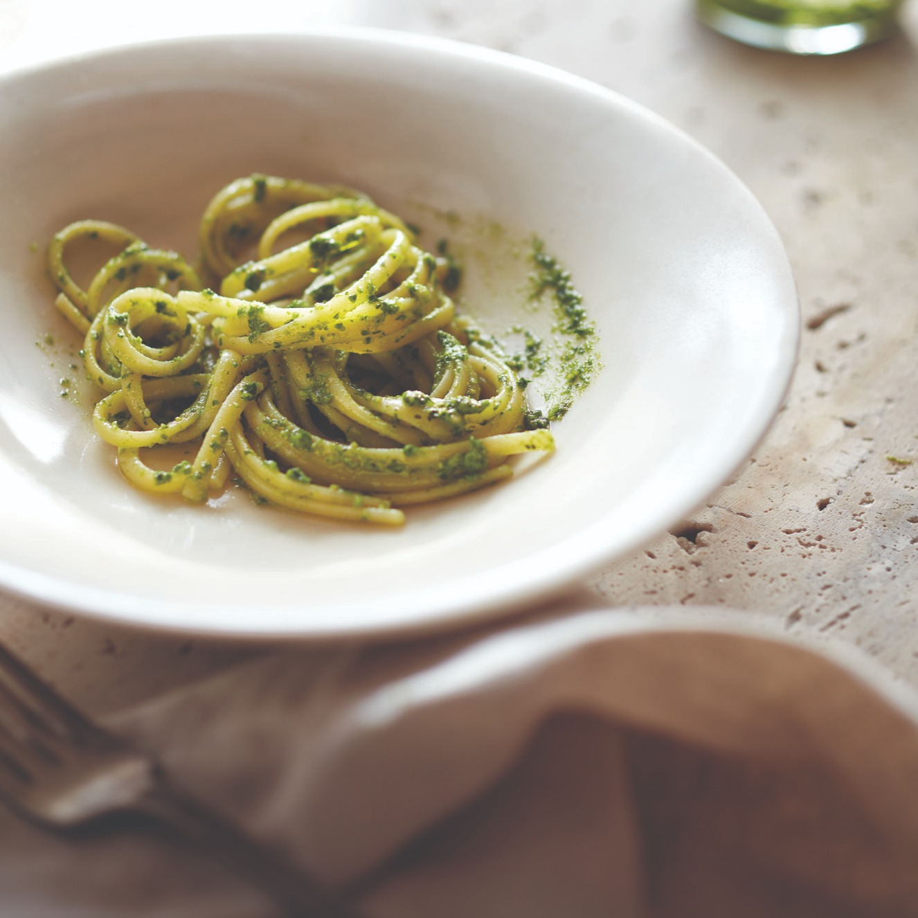 NpJK2YlfRm6vwKHzYnpZ_Pesto_1_A.jpg