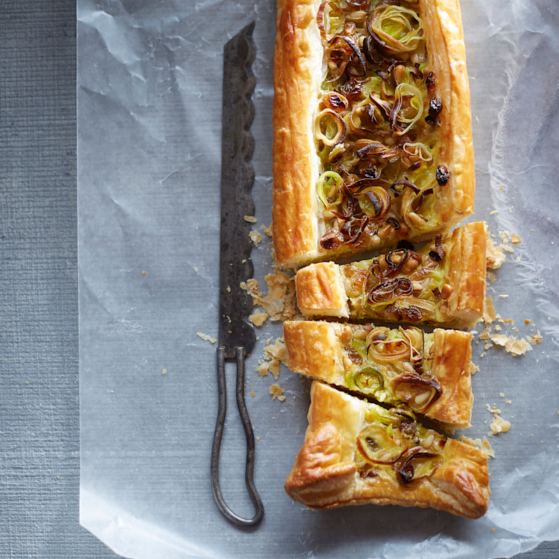 WAOOHFrcRw6EmKGOJM6b_Spring_Onion_Raisin_Strudel_square.jpg