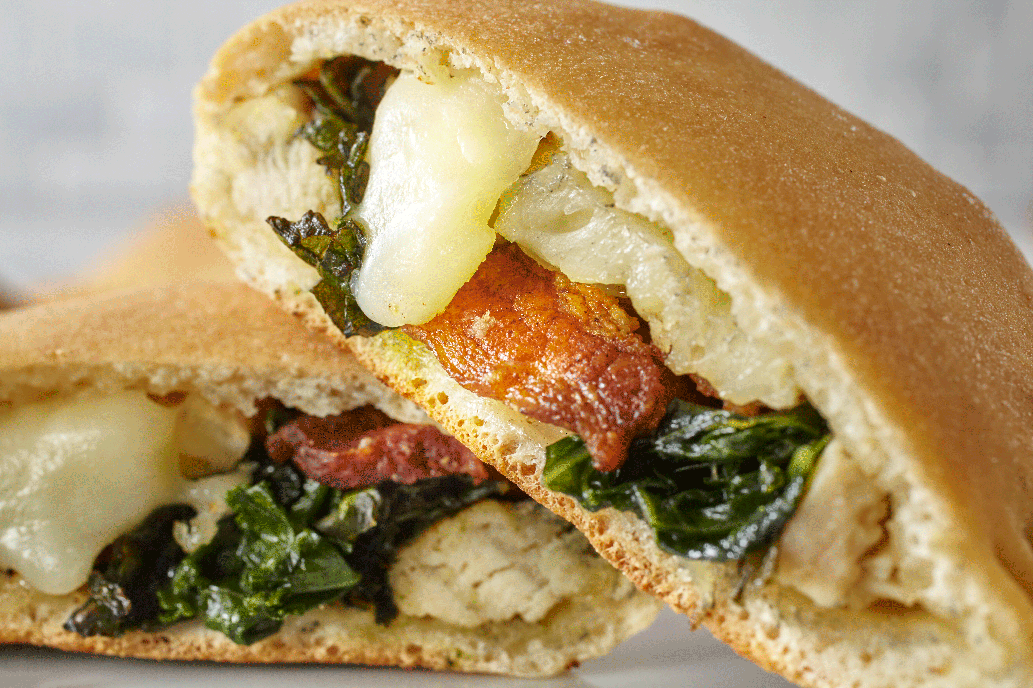 P160399_163_chickencalzones.png