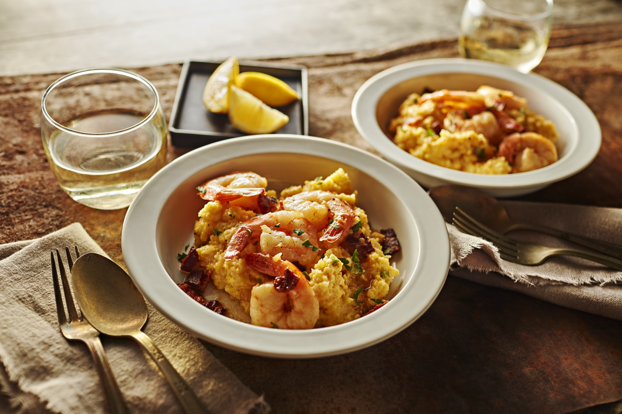 ODUXll4wSDe1FNju3eoT_shrimp-and-grits_220z.png