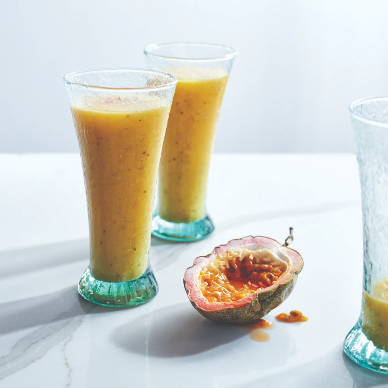 hOYcOil2RhCAMe6GQhTr_TropicalJuice_2_A.jpg