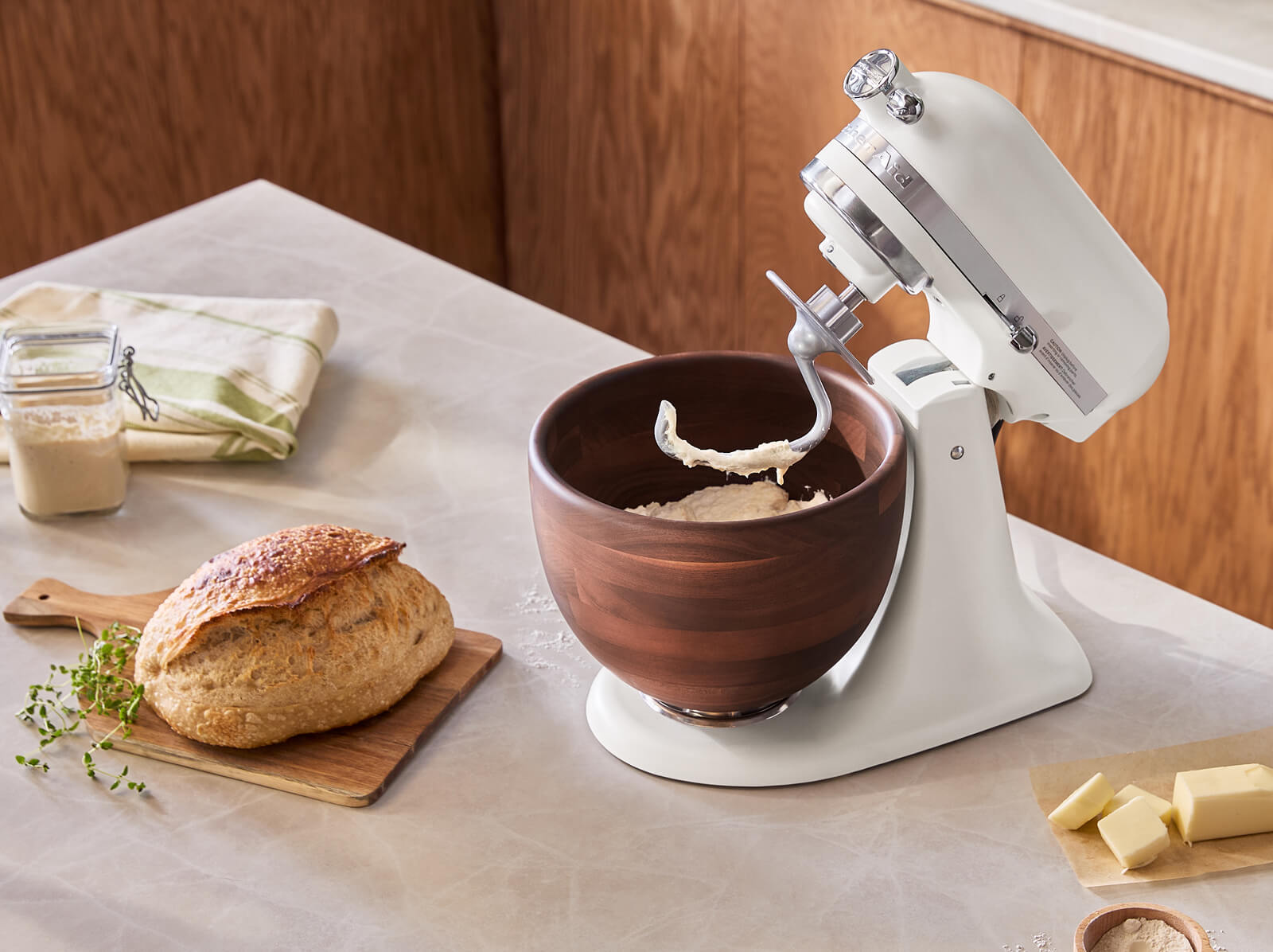 Easily add Ingredients with the Tilt-Head Design