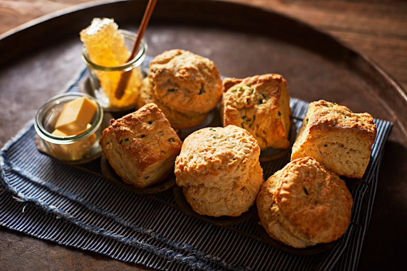 IkzxH6ECTIrCBQHSmW4g_buttermilk-chive-biscuits_156z.png