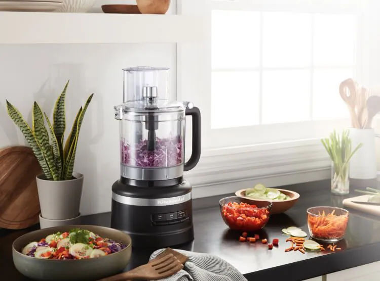 13 CUP FOOD PROCESSOR image