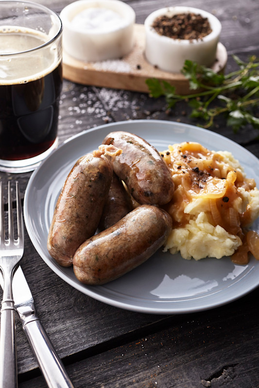 7GRb2r9ORVKWjfvZvAGN_P180217_01_BangersAndMash_1.jpg