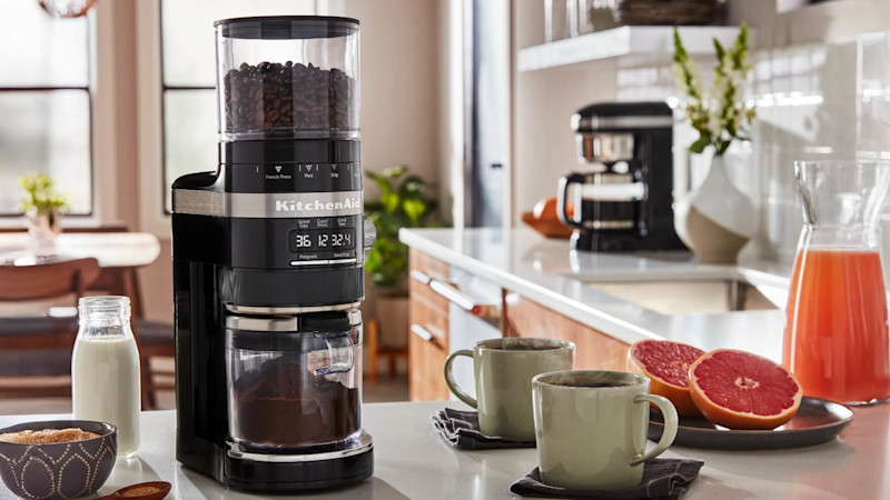 How-to-Grind-Coffee-Beans Hero