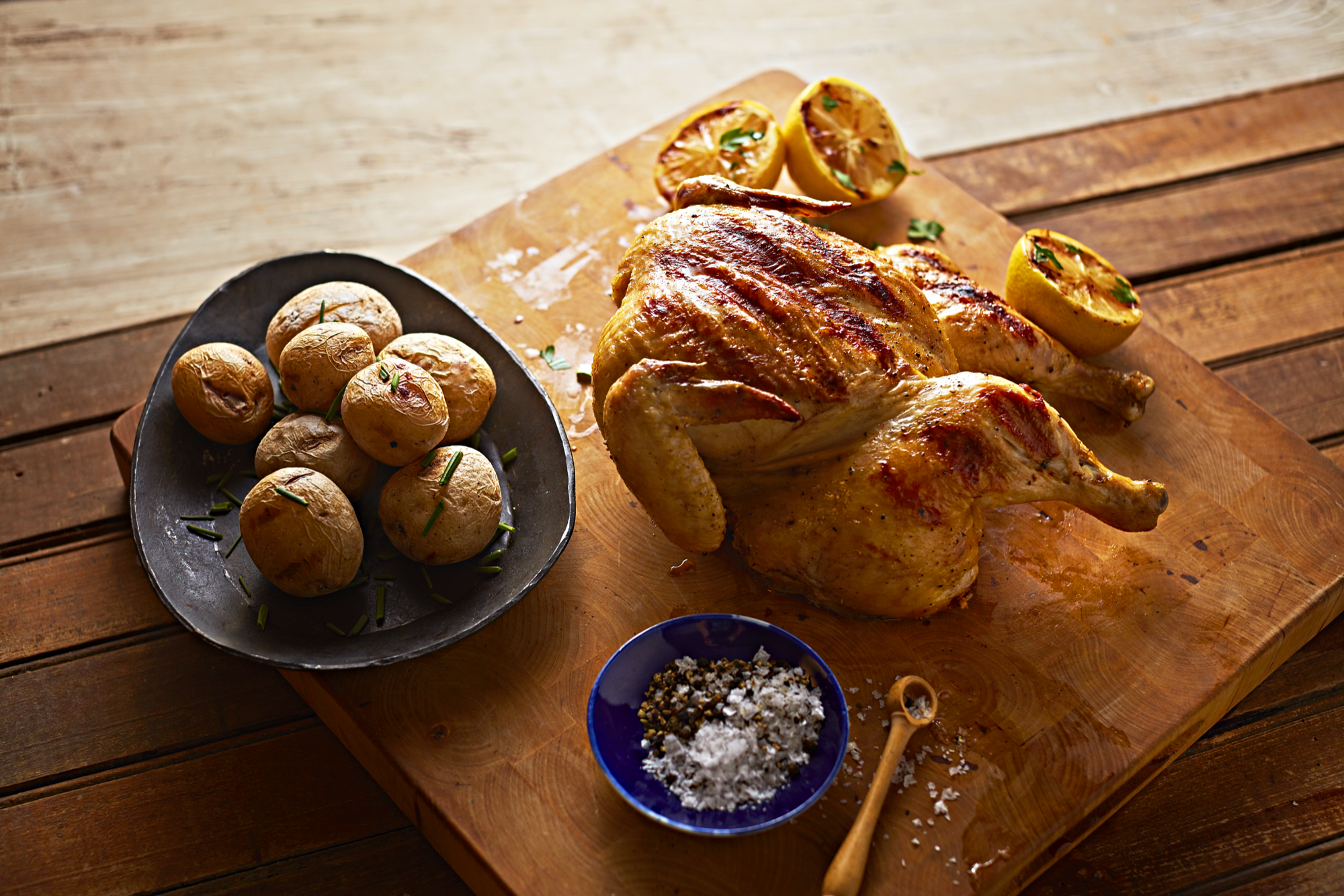 z5tuovfSUulhsUh9Sjg9_spatchcocked-chicken-with-gold-potatoes_136z.png