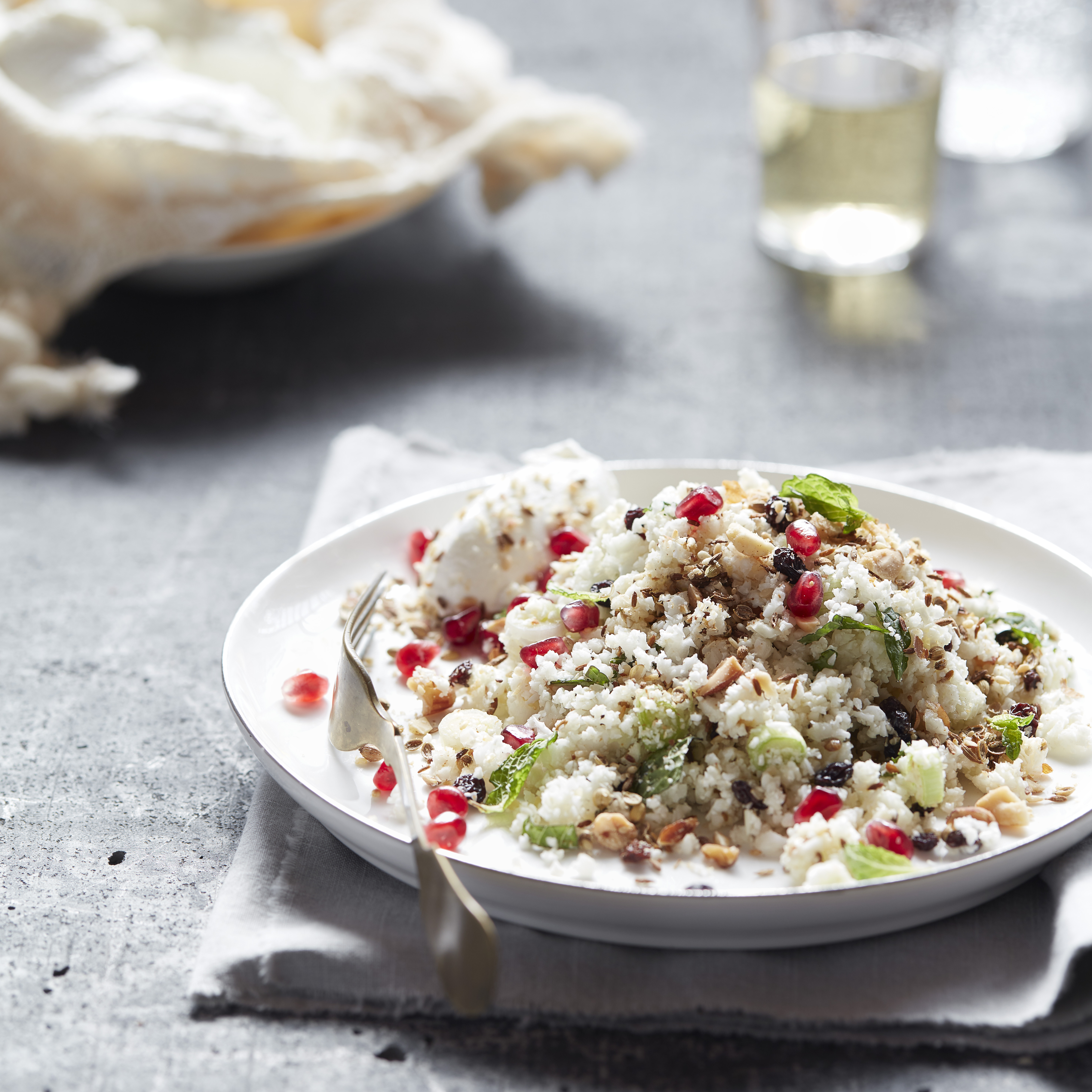 kbQU8J8qRrKojJr2jHXY_Cauliflower_Rice_Salad_Dukkah__and_Labneh_square.jpg