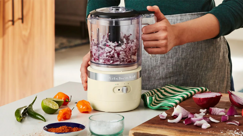 How to chop vs dice vs mince onions & other foods | KitchenAid US