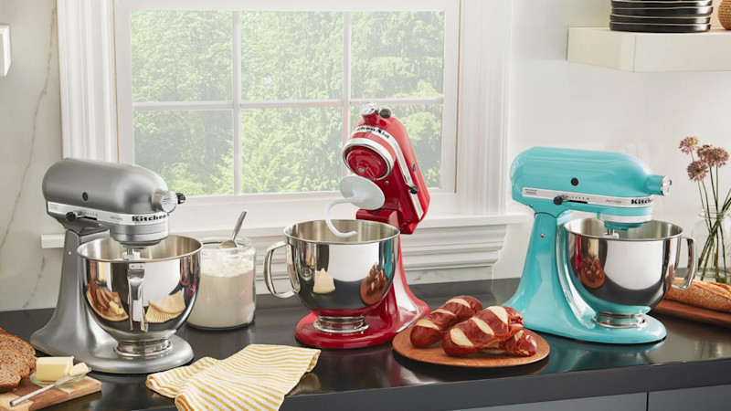 Best KitchenAid mixer colours for your kitchen