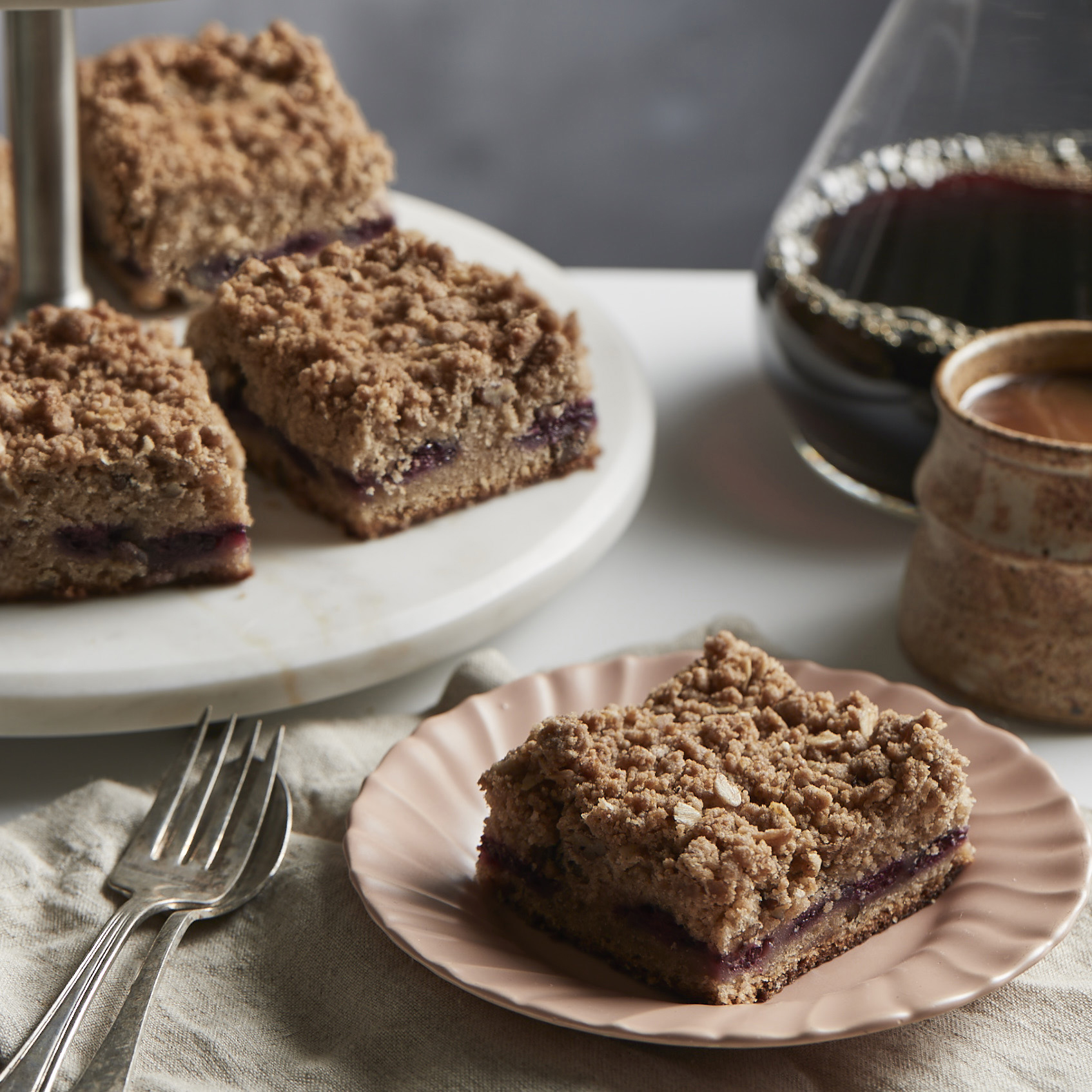 YomQtxR32994C3AdD1Bw_KitchenAid_Sifter_CoffeeCake_Square.jpg
