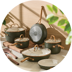 Evergreen Pots & Pans Round