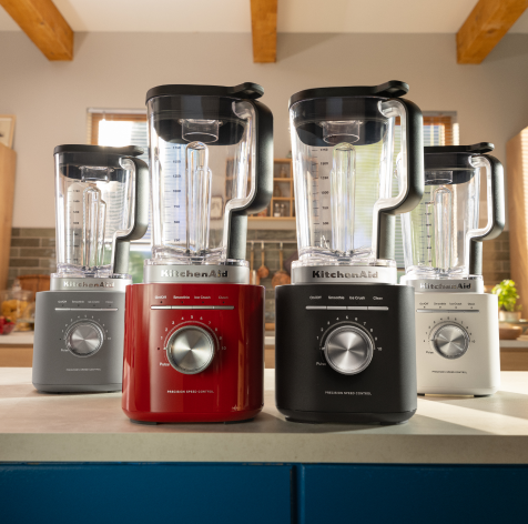 Can I Put Hot Liquid in a Kitchen Aid Blender? Safe Tips Revealed!