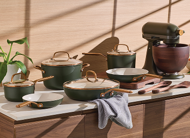 Evergreen Pots & Pans