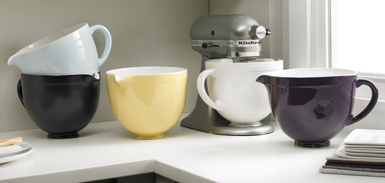 Ceramic Mixer Bowls: Photo