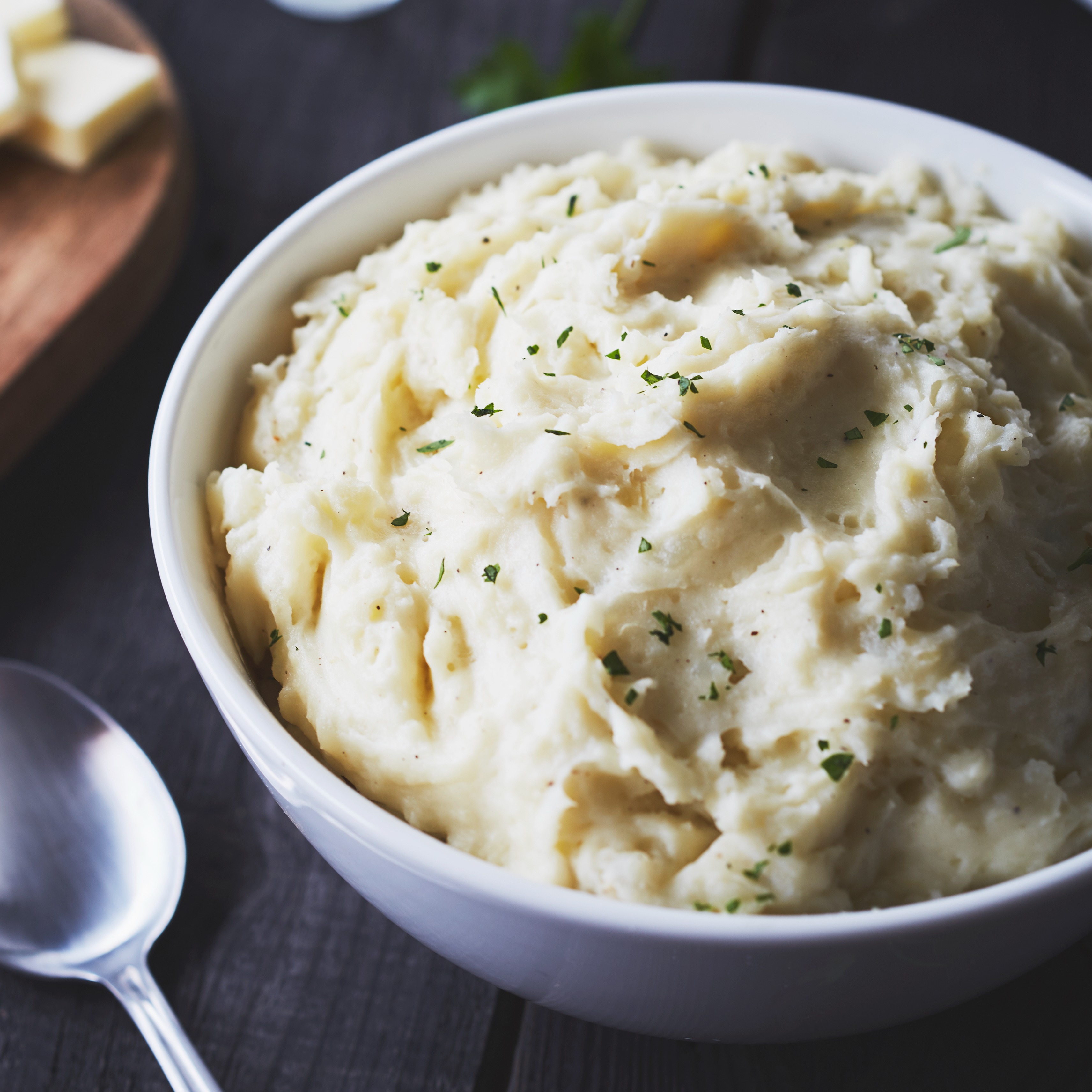 zTM6skfQKsIgLXRyAMxQ_P170863_013_03_MashedPotatoes.jpg