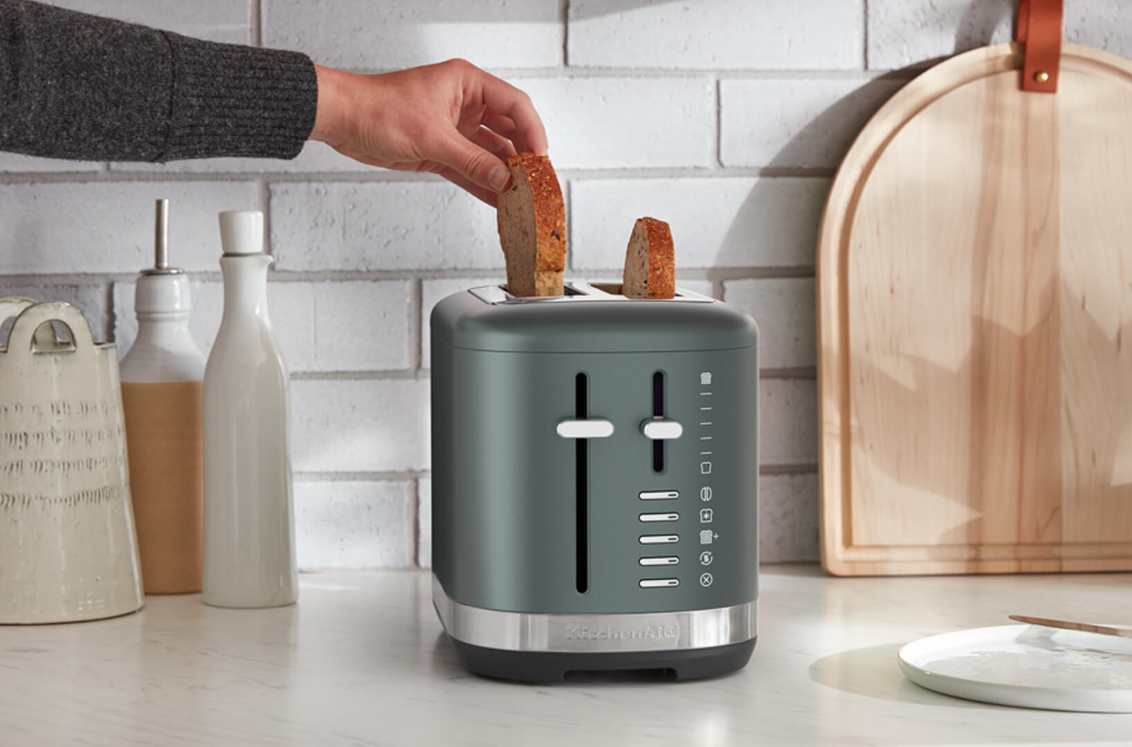 toasters-2SliceBanner