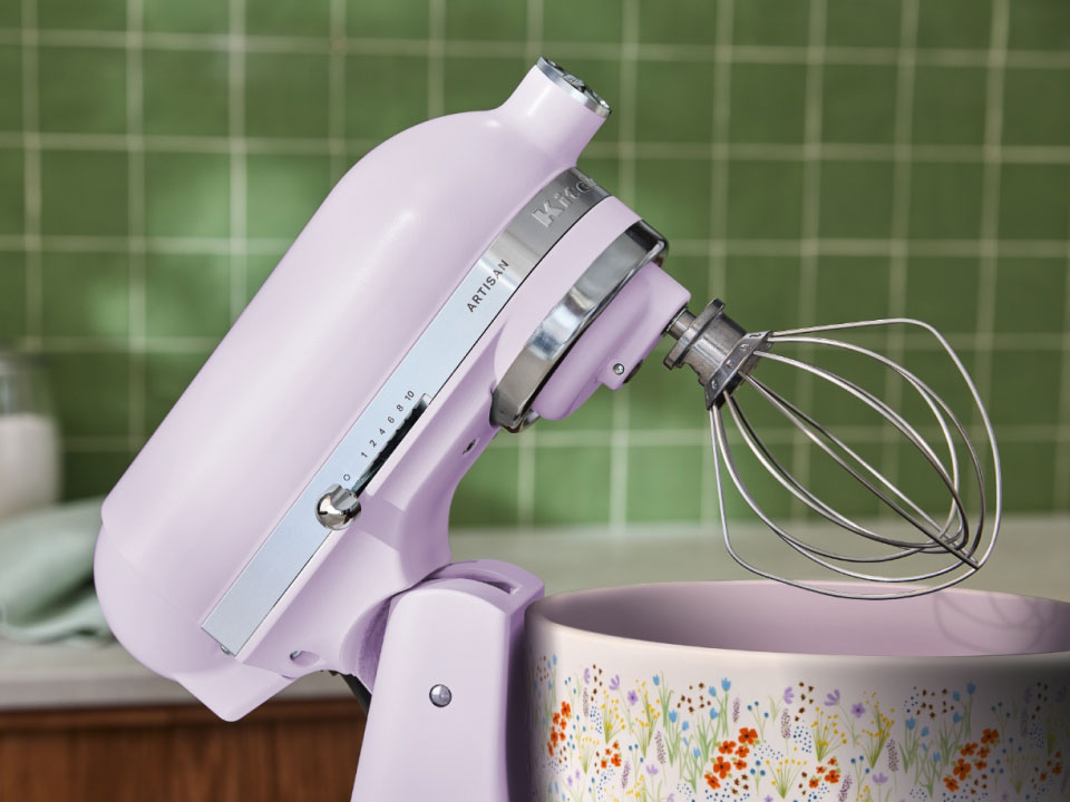 KitchenAid Artisan Series 5 Quart Tilt-Head Stand Mixer