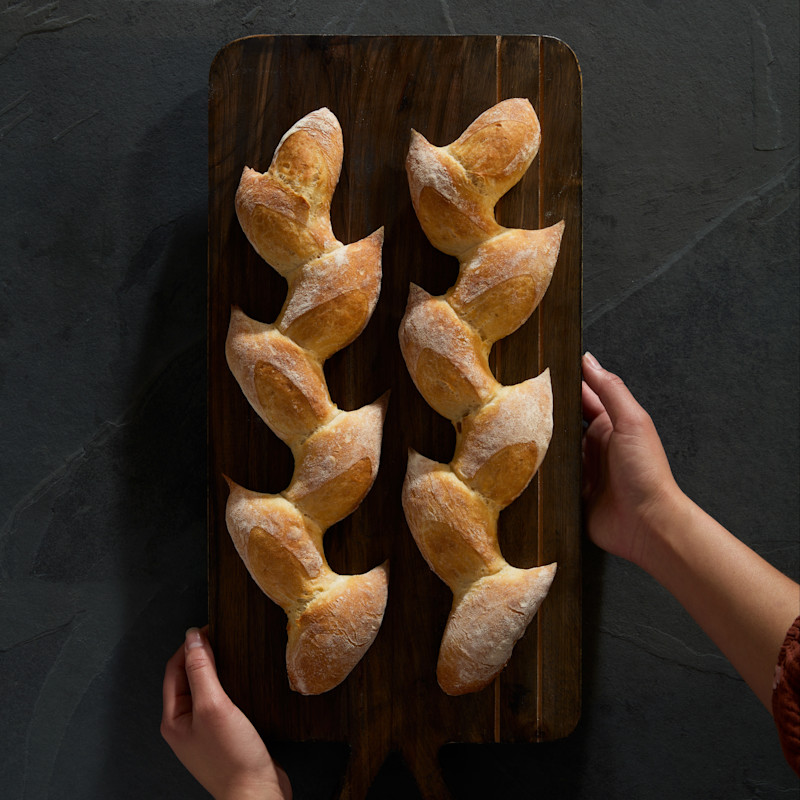 dUOSQVFT2a05e3Tt8wVo_epi-bread.jpg