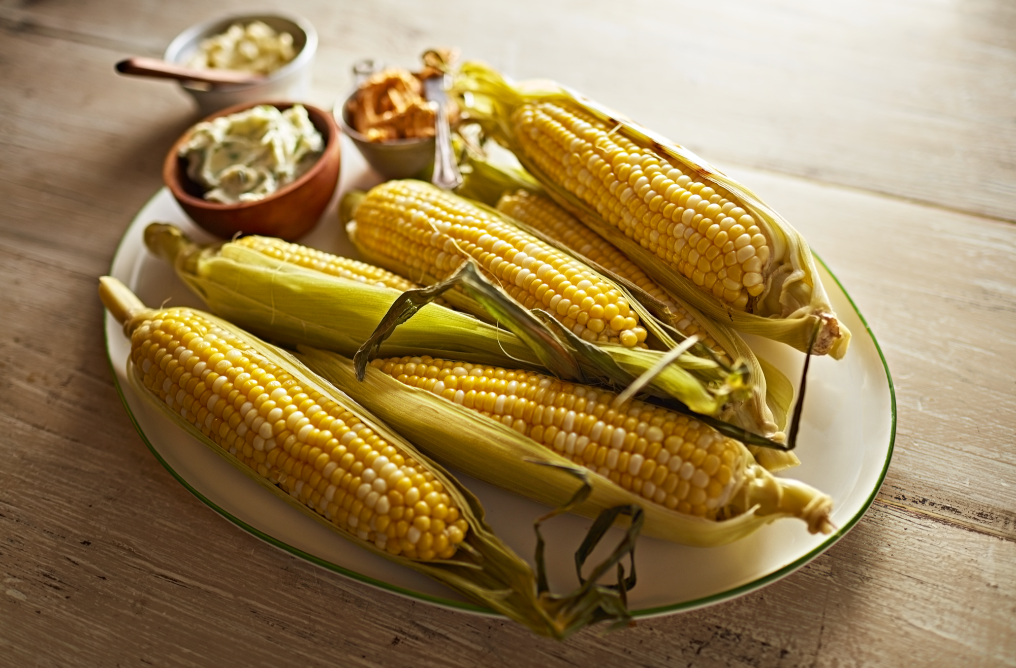 dLfQz5JNShGs35Liz5qA_char-grilled-corn-with-three-butters_114z.png