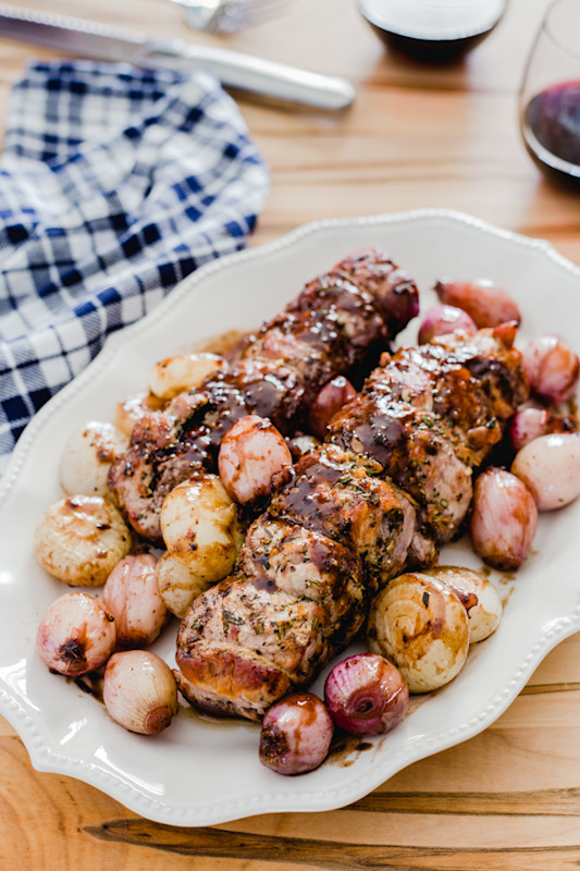 Garlic-Herb-Pork-Tenderloin_vertical-hero-2-of-2.jpg