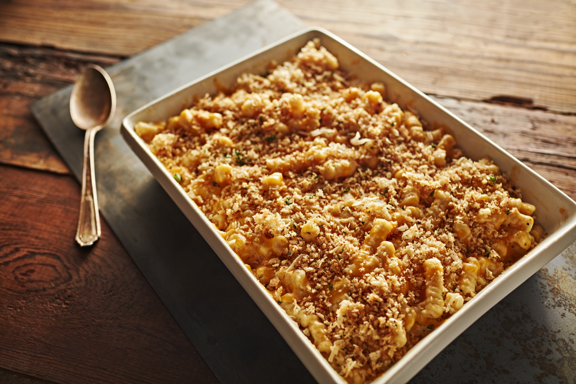 xE9gcbrrQyGxXbv2bRsT_crunchy-panko-macaroni-and-cheese_214z.png