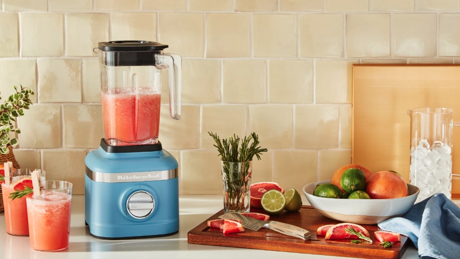 How to make a slushie with a blender - hero