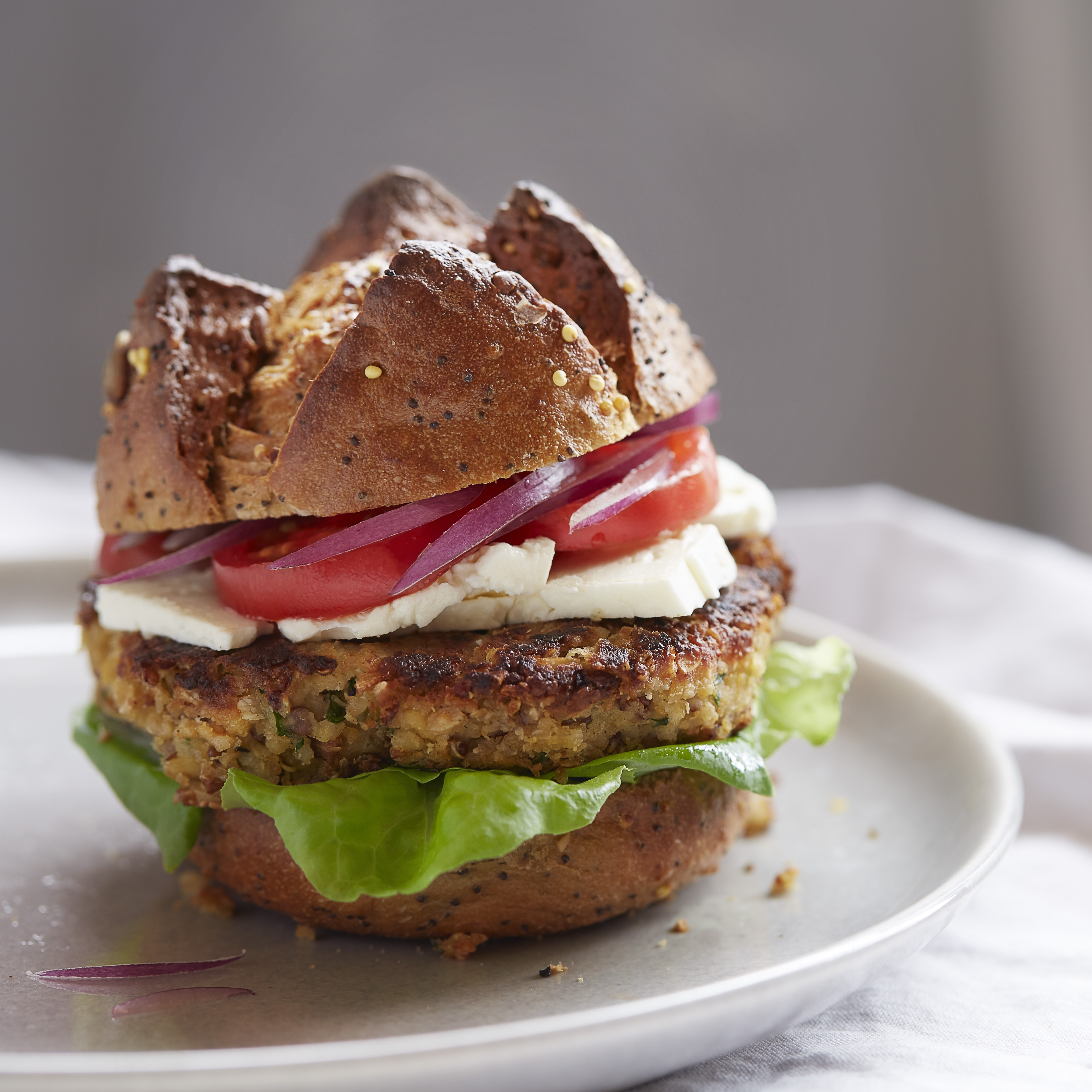 WVqOopQSvCmQWxWhYHeC_Mediterranean_Veggie_Burger_square.jpg