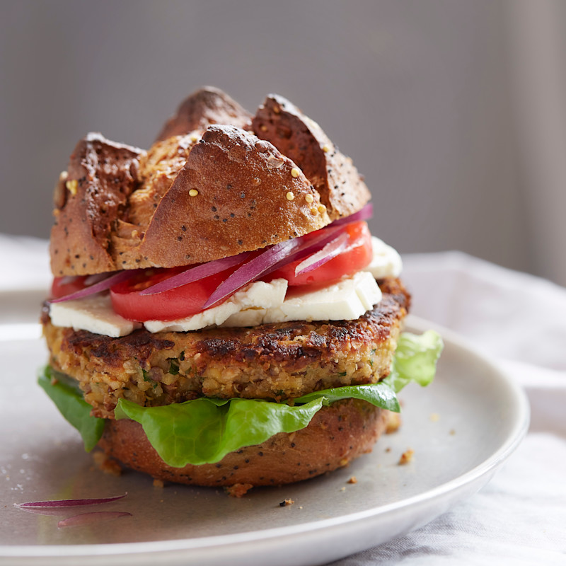WVqOopQSvCmQWxWhYHeC_Mediterranean_Veggie_Burger_square.jpg
