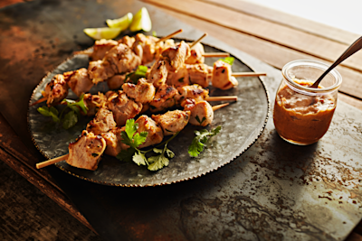 2vPsII1QXqFD5DQF6g3w_thai-chicken-skewers_222z.png