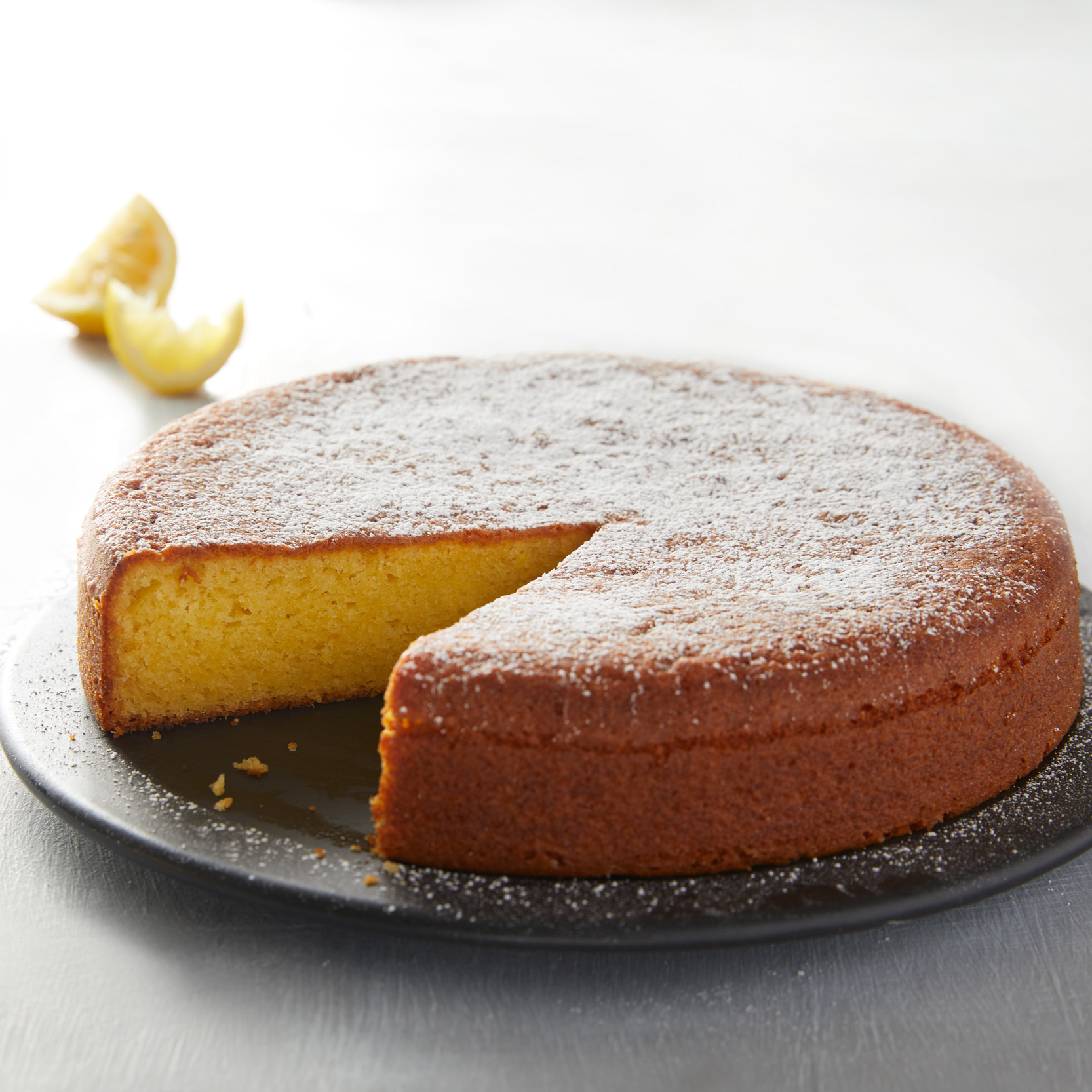 eSY0PigEQguHiXiCbpX8_Lemon_Yogurt_Olive_Oil_Cake_V5_KitchenAid_square.jpg