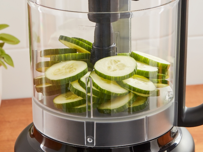 get-started-food-processor-1.7L-2.1L-slice-cucumber