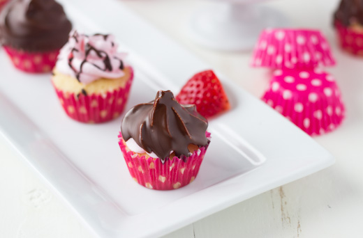 Mini-Chocolate-Covered-Strawberry-Cupcakes-hero-21.jpg