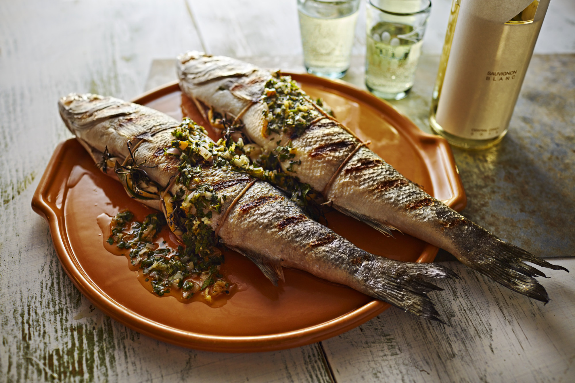 4cnniwdRTZG8fLnlD0t8_grilled-branzino-with-lemony-salsa-verde_144z.png