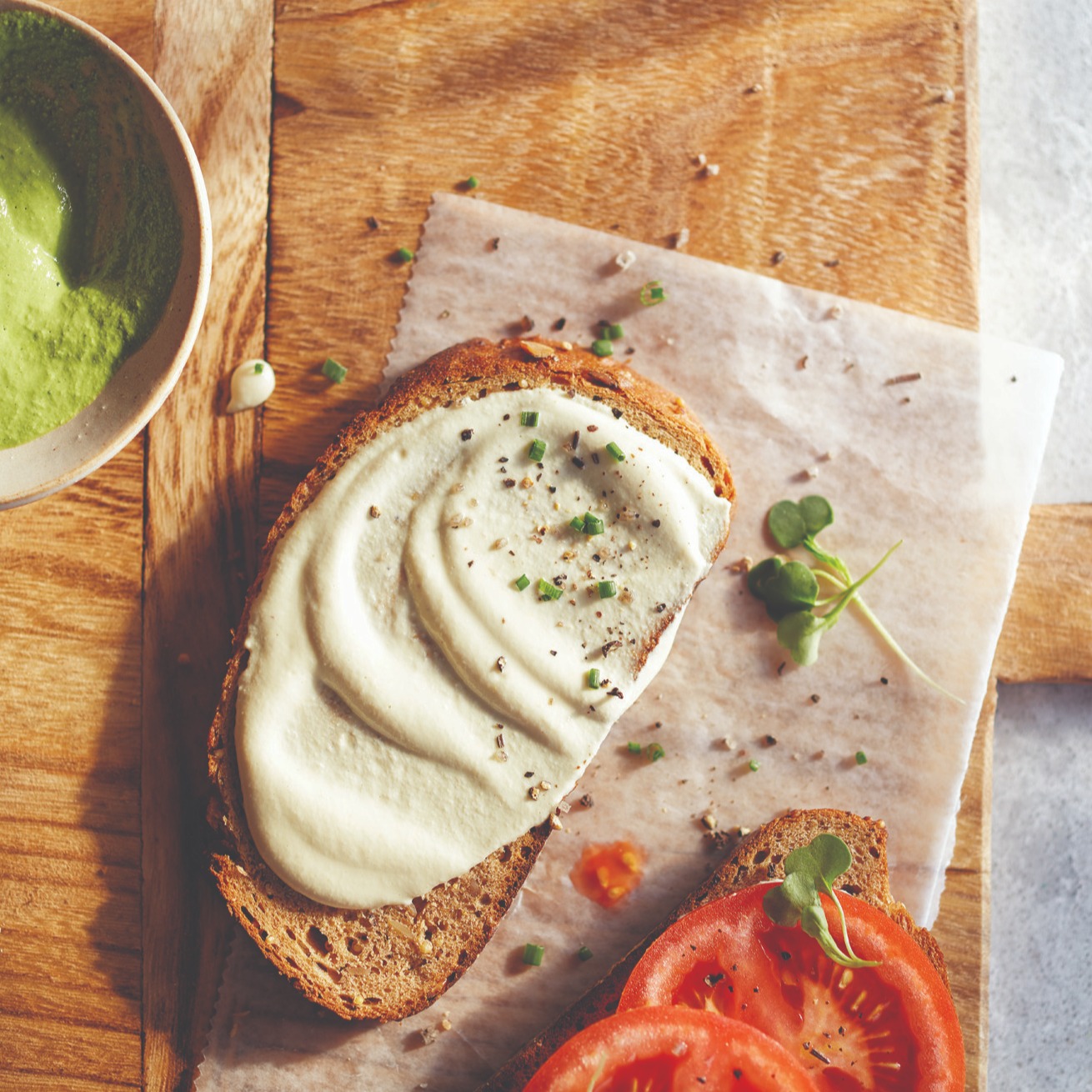 A6iELZr0RTe8ln7SotXl_VeganAndHerbMayo_2_A.jpg