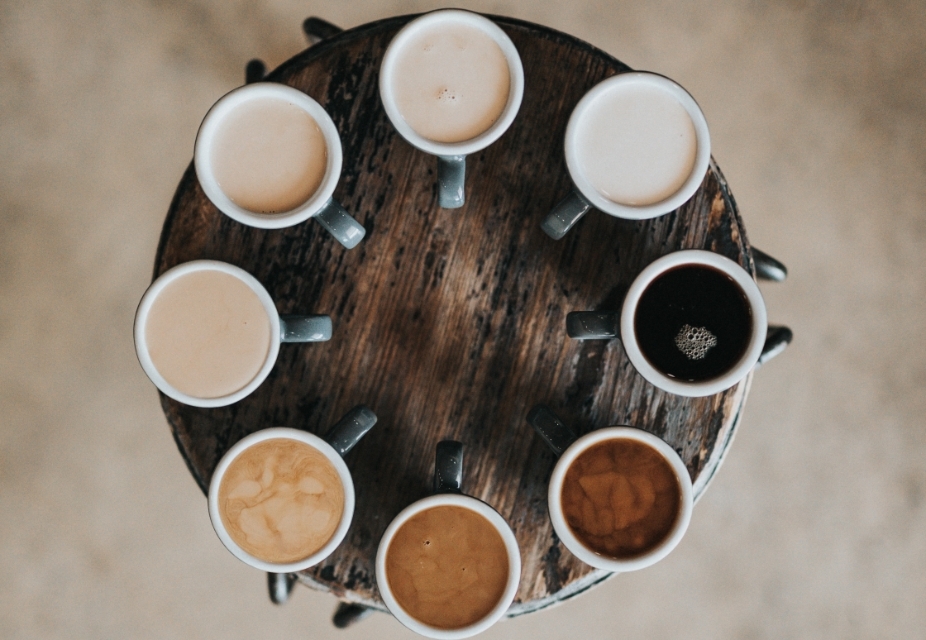 8-cup-of-coffee-with-without-milk