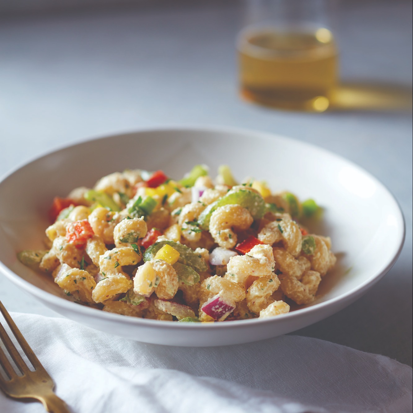6K7A75QR0SHVzicWSTDQ_CreamyPastaSalad_1_A.jpg
