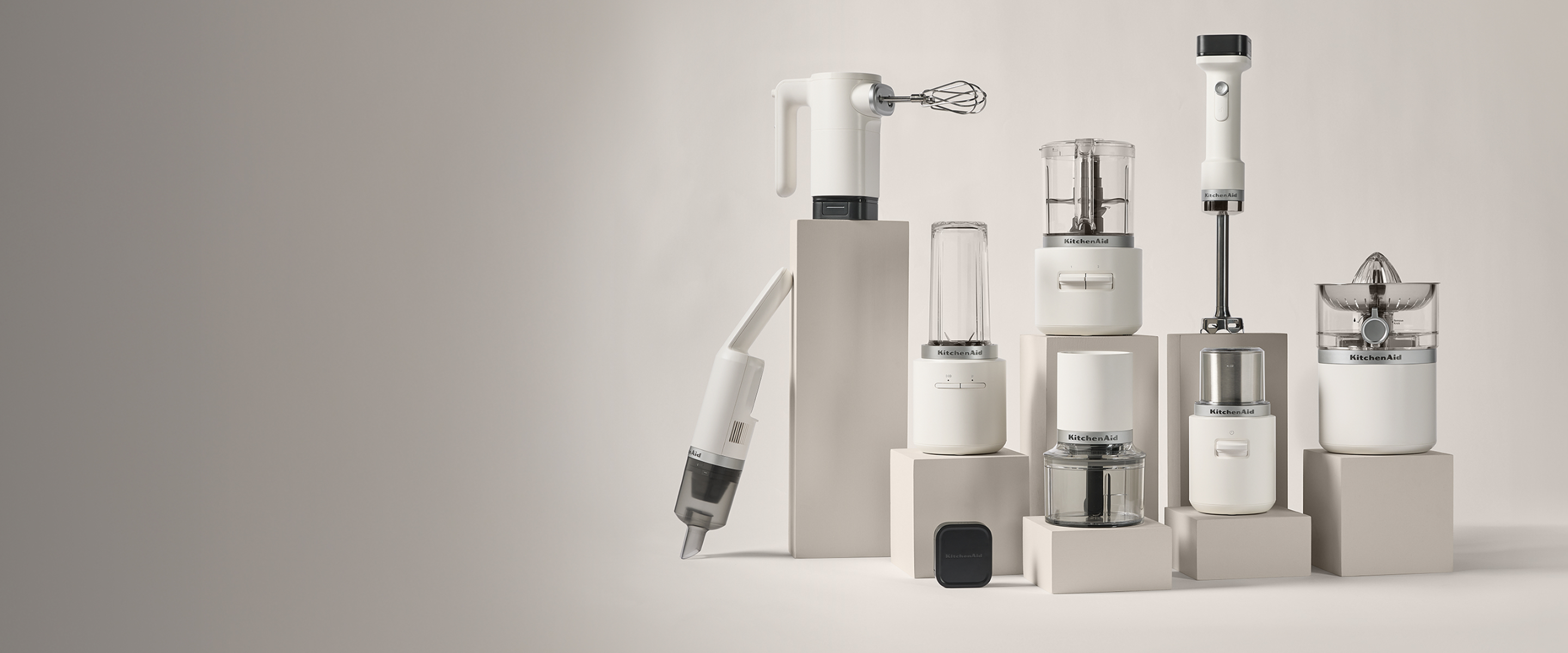 porcelain cordless suite-expanded background