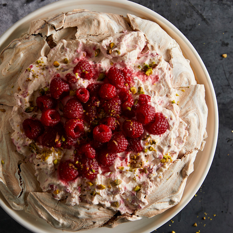 sWLSw6iKRFm7CkV3403q_KA_HandMixer_10_Pavlova_square.jpg