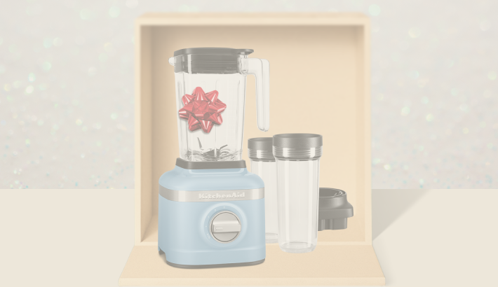 A KitchenAid® 3-speed ice crushing blender w/ personal jars