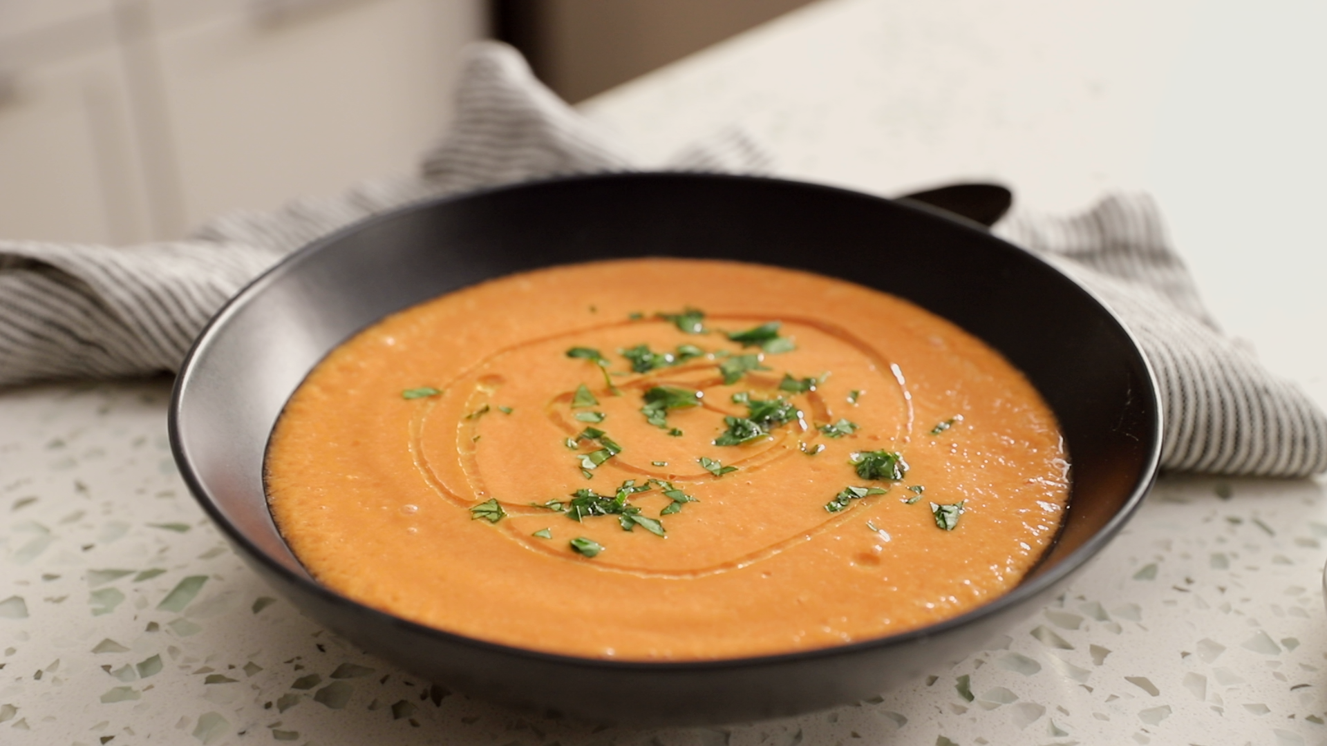 n8GeXfMHSgiX8DidlfTT_Hero_Creamy_No_Cream_Gazpacho.00_00_16_07.Still001.png