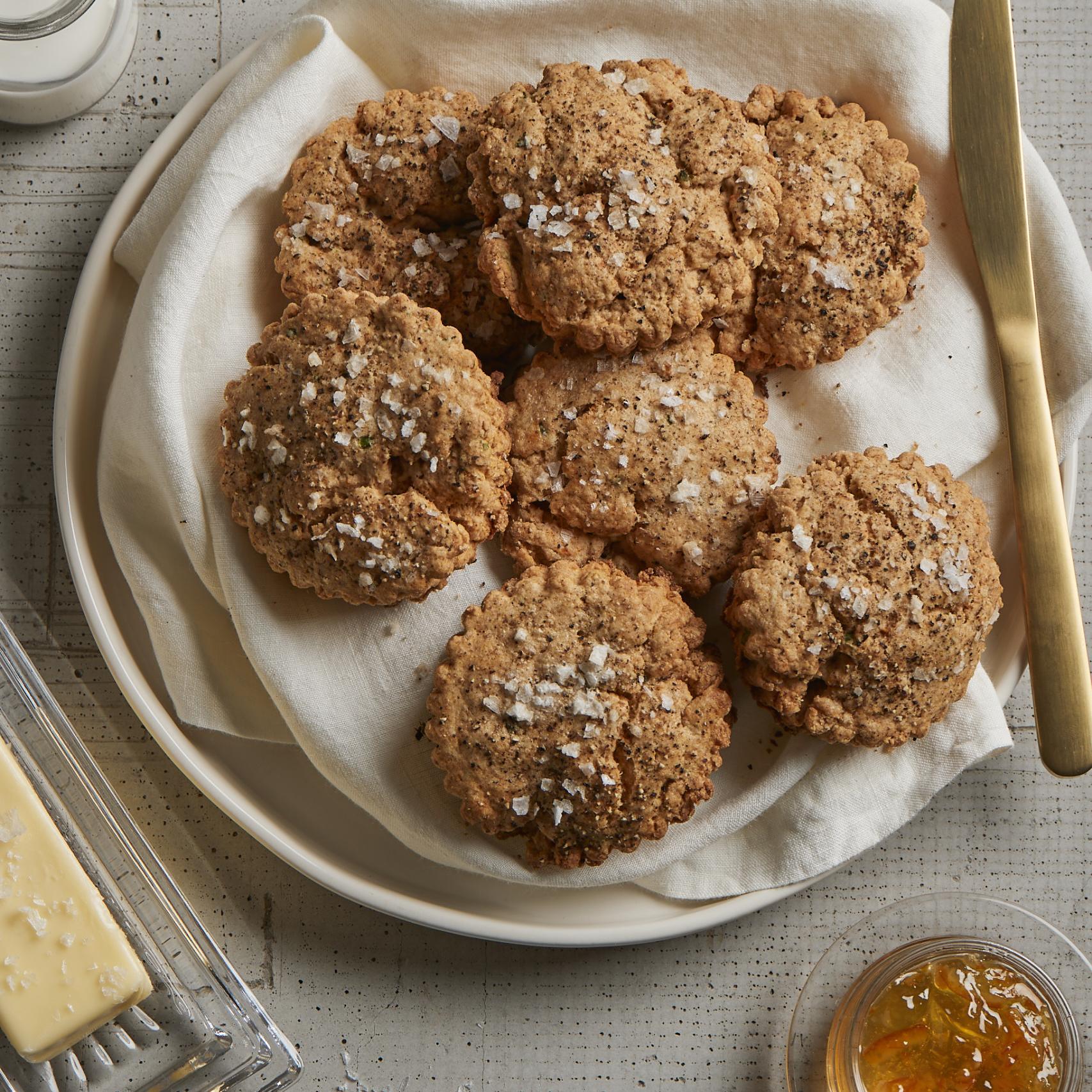 ldC0YrWTBywSzAGBd0Dw_KA_WholeWheatBiscuits_square.jpg