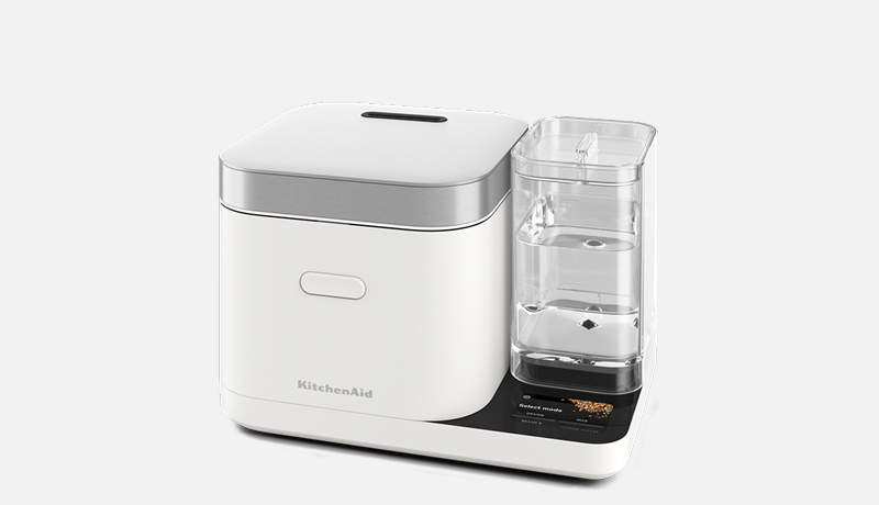 A KitchenAid® grain and rice cooker