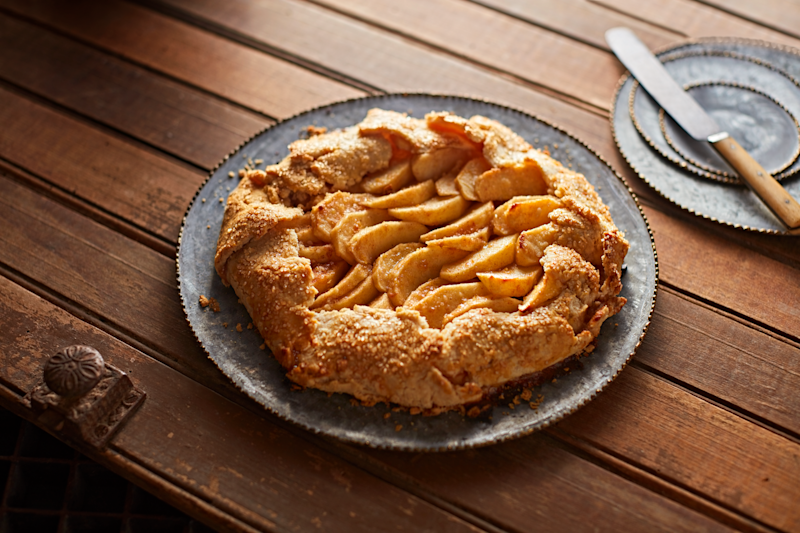 4wAzdKUiQhqUgKxyh4ui_Apple%20ginger%20galette_50z.png