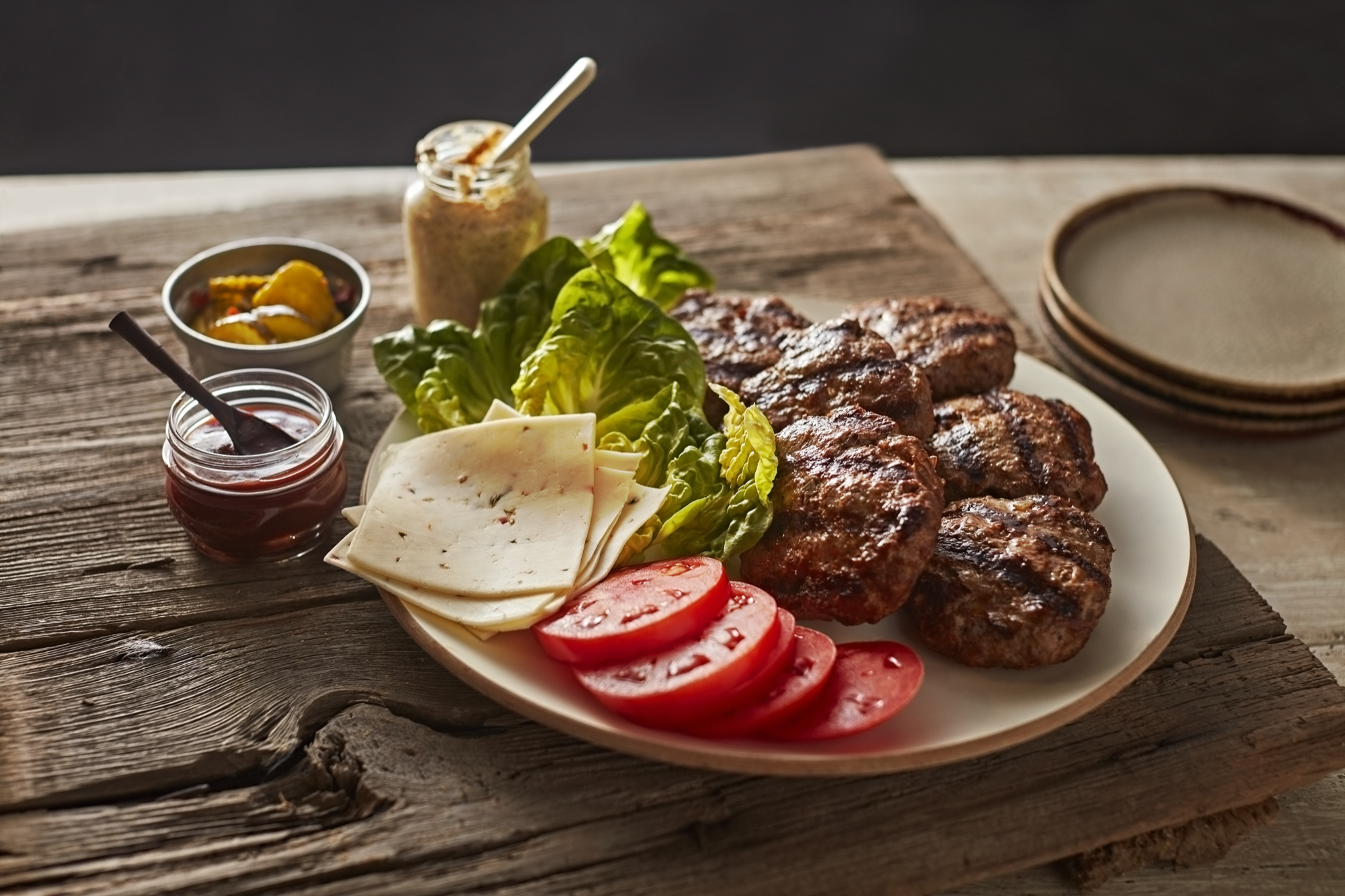 ZwIwDI1ATauliqWYNmiK_sirloin-chorizo-burgers_44z.png