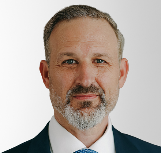 Portraitfoto Gregor Hirt