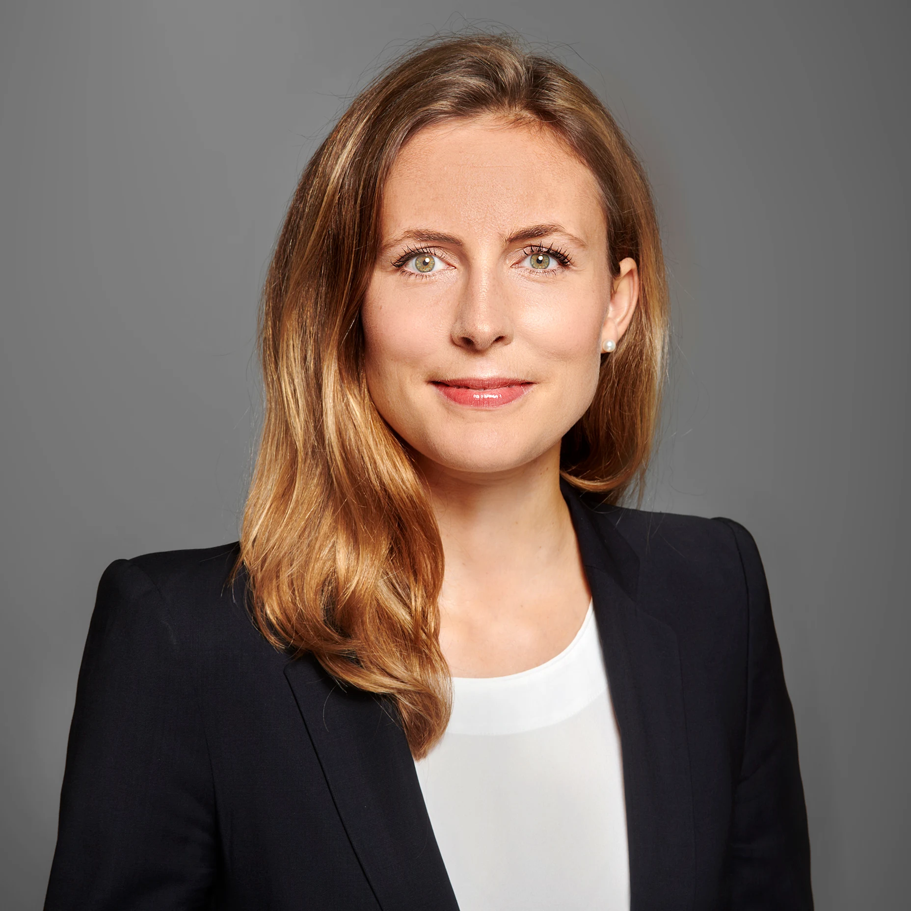 Portrait von Ann-Katrin Petersen, Investment Strategist bei Allianz Global Investors.