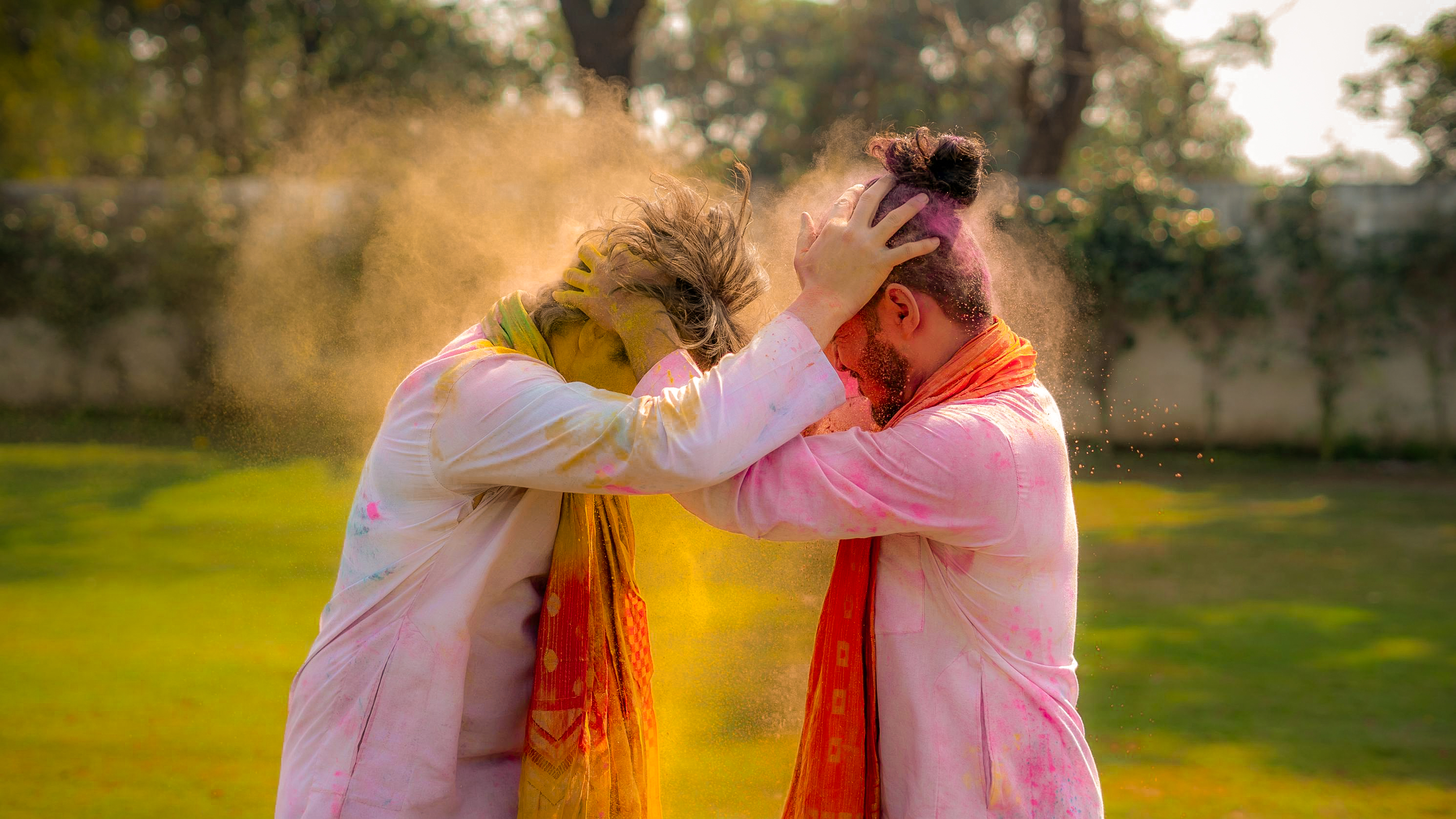 Experience India through our lens. 