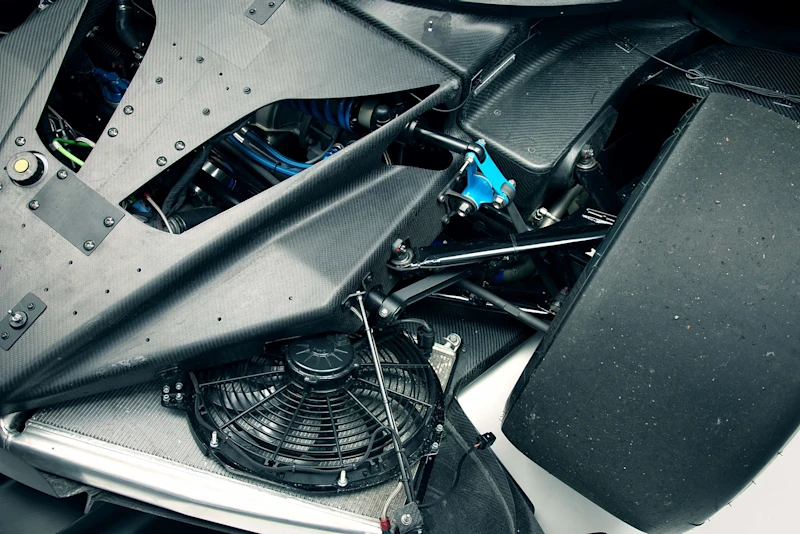 bugatti-s-3d-printed-suspension-pushrods-weigh-3-5-ounces-but-can-withstand-3-5-tons-of-force