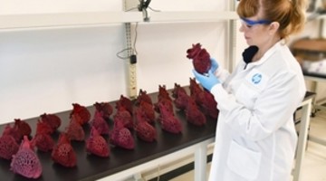 hp-collaborates-with-amy-karle-leading-3d-printing-artist-and-futurist undefined